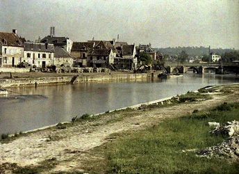 The River Aisne and the Pont des Anglais, Soissons, France, 1917